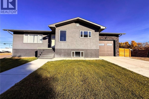Residential for sale at 209 2nd Avenue E, Shaunavon, SK - MLS® a0leqH