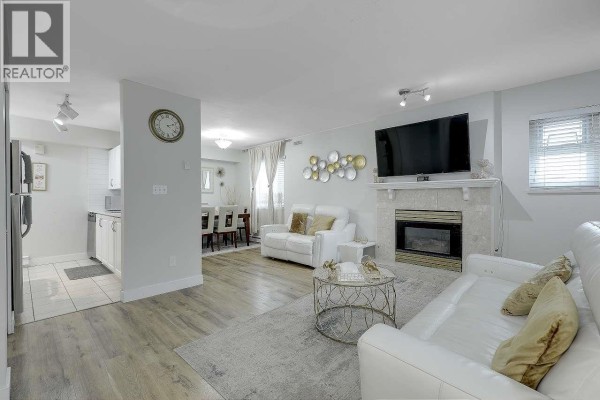 209 3978 Albert Street, Burnaby, BC V5C2E1 Photo 3