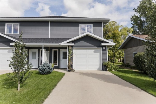 209 3rd Avenue Nw, Carman