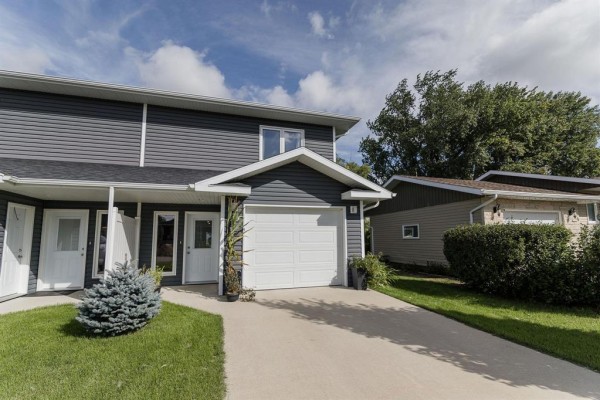 Kitchen - 209 3rd Avenue Nw, Carman, MB R0G0J0 Photo 2