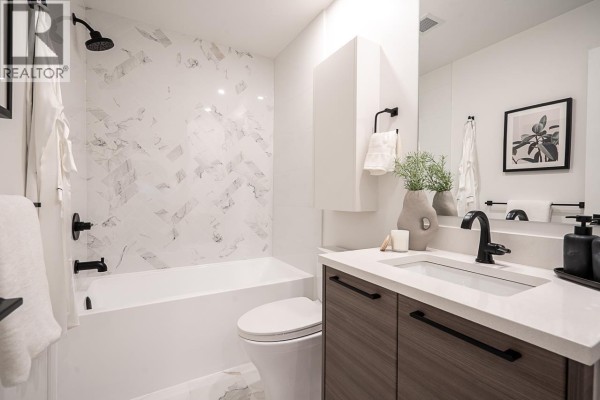 209 422 Lakewood Drive, Vancouver, BC V5L0E8 Photo 4