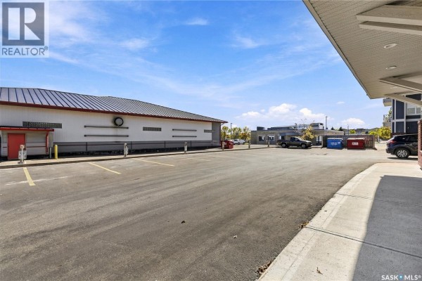 Laundry room - 209 4501 Child Avenue, Regina, SK S4X0L7 Photo 4