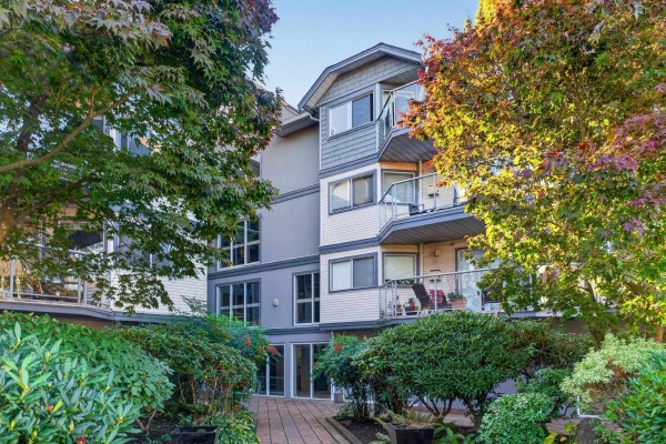 209 5419 201a Street, Langley, BC V3A1S7 Photo 3