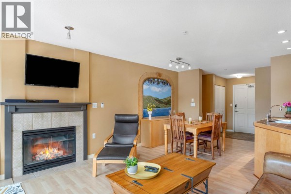 209 8080 Nicklaus North Boulevard, Whistler, BC V8E1J7 Photo 5