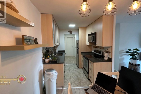 209 809 W 16th Street, North Vancouver, BC V7P1M6 Photo 5