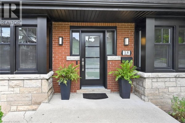 3pc Bathroom - 209 Delaware Avenue, Hamilton, ON L8M1W2 Photo 3