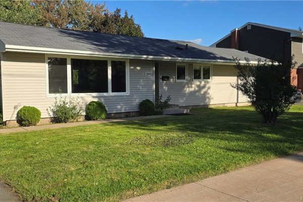 Primary Bedroom - 209 Dickson Boulevard, Moncton, NB E1E2R2 Photo 2