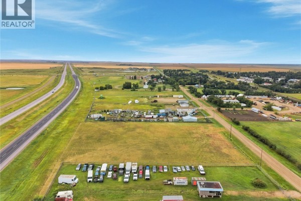 209 Government Road, Dundurn, SK S7K0R3 Photo 4