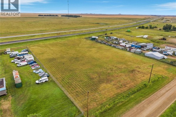 209 Government Road, Dundurn, SK S7K0R3 Photo 5