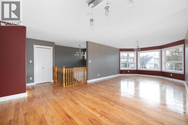4pc Bathroom - 209 Laffont Bay, Fort Mcmurray, AB T9M2R3 Photo 2
