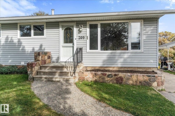 Kitchen - 209 Mcpherson Av, Spruce Grove, AB T7X2J3 Photo 2
