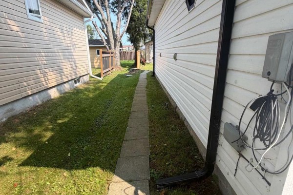 209 Salter Street, West Nipissing, ON P2B3B5 Photo 3