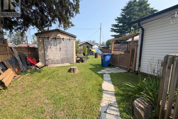 209 Salter Street, West Nipissing, ON P2B3B5 Photo 5