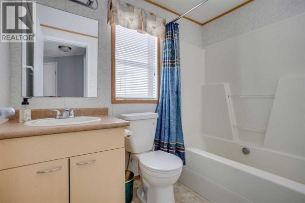 Bedroom - 209 Waterhouse Street, Fort Mcmurray, AB T9K2T1 Photo 3