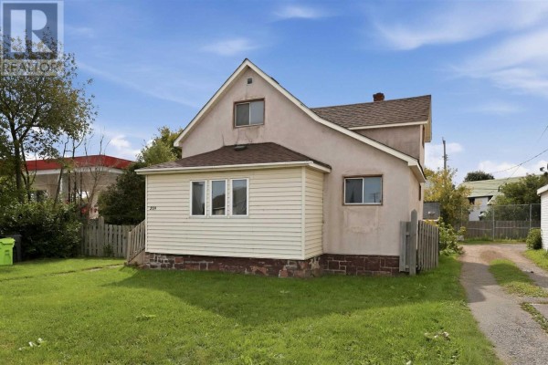 209 Wellington St W, Sault Ste  Marie