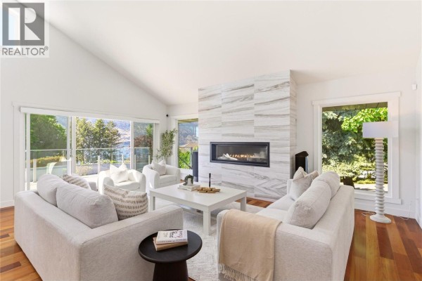Den - 2090 Bennett Road, Kelowna, BC V1V2C2 Photo 5