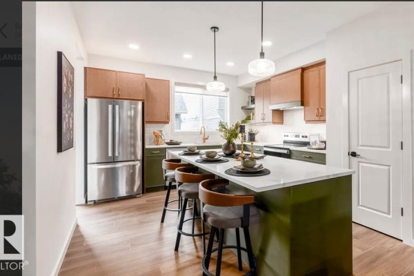 Kitchen - 20907 25 Av Nw, Edmonton, AB T6M2K7 Photo 3