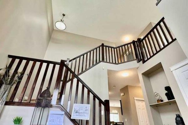 4pc Bathroom - 2092 Reunion Boulevard Nw, Airdrie, AB T4B0J2 Photo 5