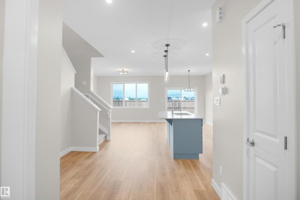 Kitchen - 20924 16 Av Nw, Edmonton, AB T6M1P7 Photo 3