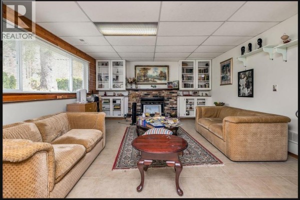 20932 Camwood Avenue, Maple Ridge, BC V2X2P1 Photo 4