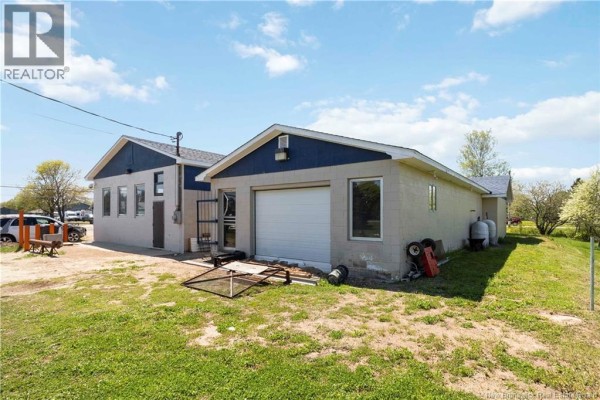 2094 Route 133, Grand Barachois, NB E4P8J9 Photo 3
