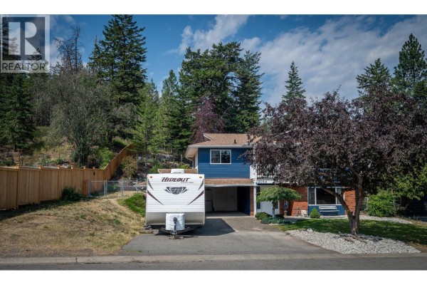 2094 Van Horne Drive, Kamloops, BC, photo 2