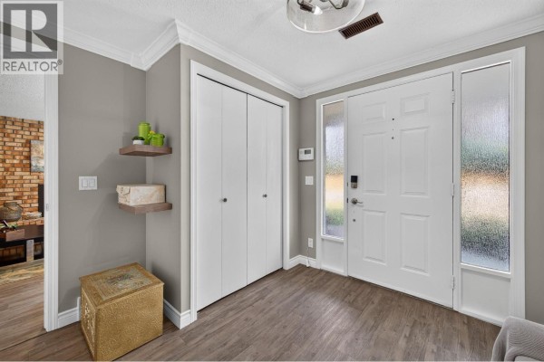 2094 Van Horne Drive, Kamloops, BC, photo 3