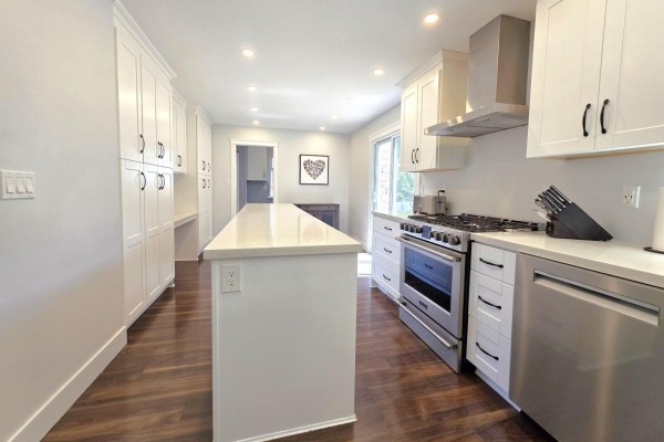 20986 93a Avenue, Langley, BC V1M1R8 Photo 4