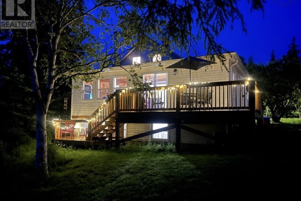 Family room - 2099 Highway 320, Martinique, NS B0E1K0 Photo 3