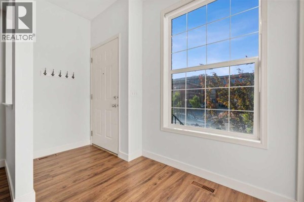 Foyer - 21, 29 Springborough Boulevard Sw, Calgary, AB T2H5V7 Photo 3