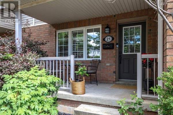 21 - 100 Beddoe Drive, Hamilton, ON, photo 3