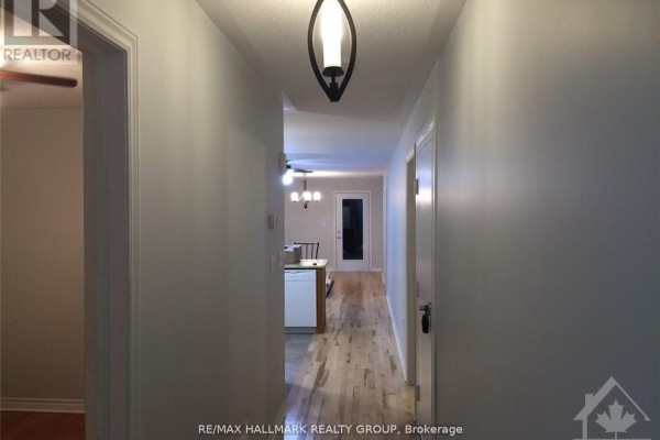 21 - 21 Perthmore Street, Perth, ON, photo 2