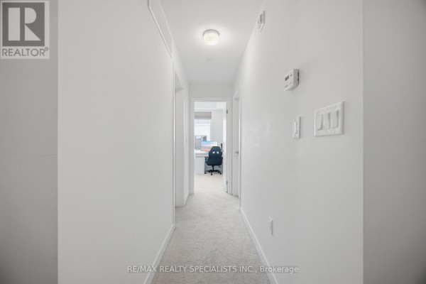 21 - 3405 Ridgeway Drive, Mississauga, ON, photo 2