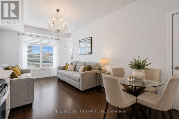 21 - 630 Rogers Road, Toronto, ON, photo 2