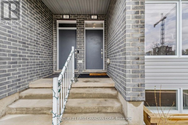 Bathroom - 21 - 990 Deveron Crescent, London South, ON N5Z0B7 Photo 5