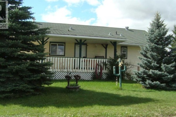 Kitchen - 21 1 Street E, Parkland, AB T0L1V0 Photo 2