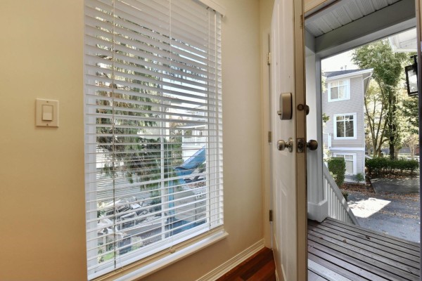 21 15068 58 Avenue, Surrey, BC V3S9J9 Photo 2
