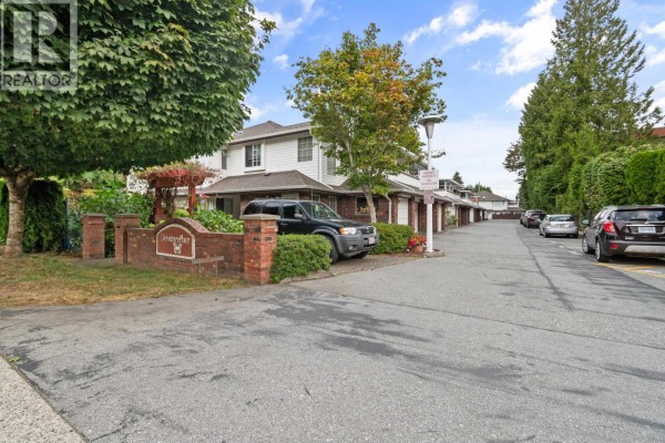 21 22128 Dewdney Trunk Road, Maple Ridge, BC V2X3H6 Photo 5