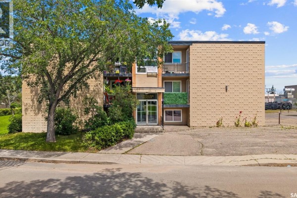 Kitchen - 21 2620 5th Avenue N, Regina, SK S4R5E5 Photo 2
