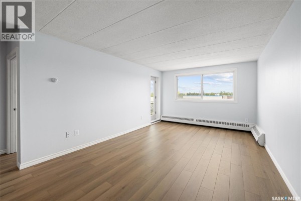 4pc Bathroom - 21 2620 5th Avenue N, Regina, SK S4R5E5 Photo 4