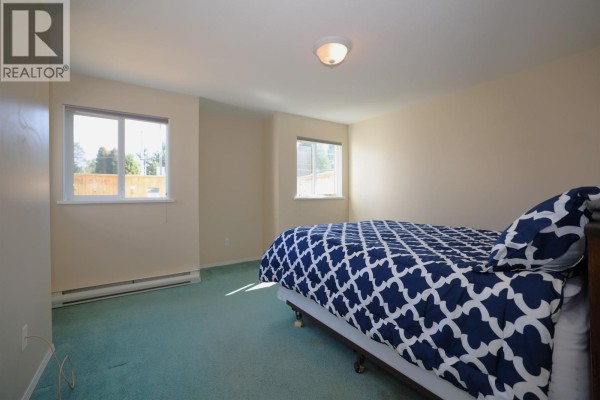 21 5610 Trail Avenue, Sechelt, BC V7Z0H8 Photo 4
