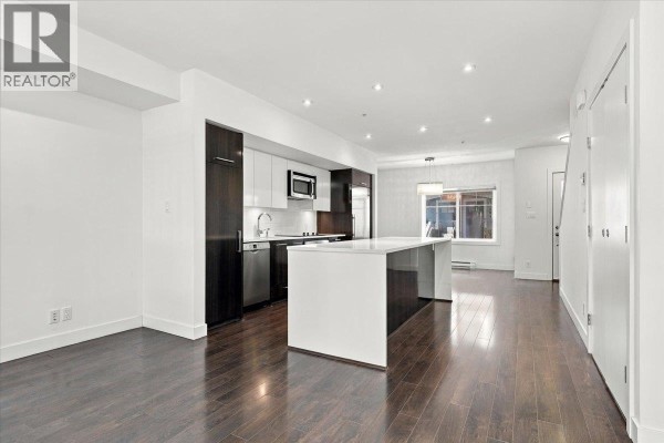 21 5655 Chaffey Avenue, Burnaby, BC V5H2S1 Photo 5