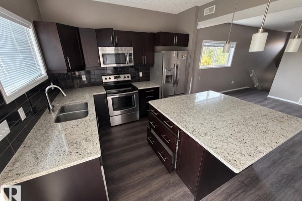 #21 6520 2 Av Sw, Edmonton, AB T6X1S4 Photo 5