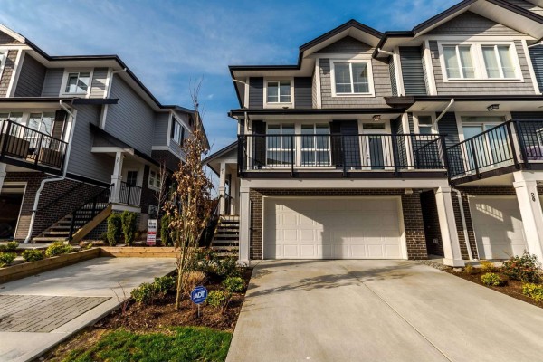 21 7157 210 Street, Langley, BC V2Y0T3 Photo 4