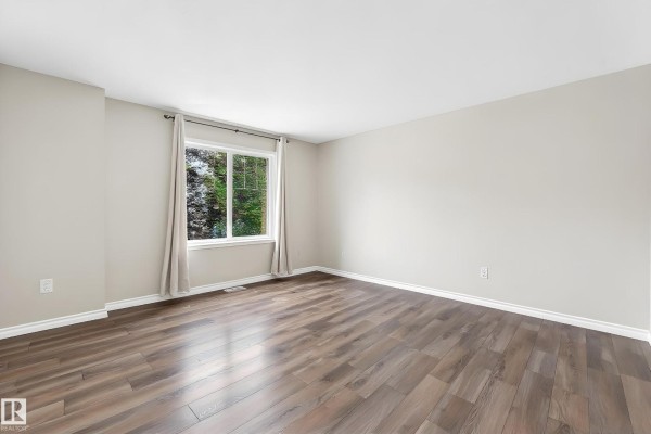 Primary Bedroom - #21 8716 179 Av Nw, Edmonton, AB T5Z0J3 Photo 4