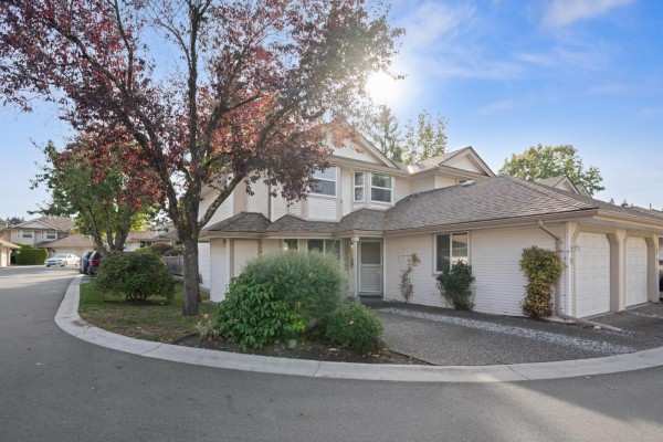 21 9045 Walnut Grove Drive, Langley, BC V1M2E1 Photo 2