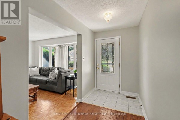 Office - 21 Alder Crescent, Ottawa, ON K1B4X5 Photo 3