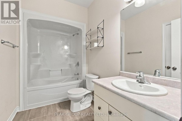 21 Barker Parkway, Thorold, ON L2V0B7 Photo 4