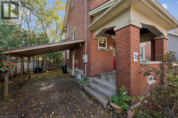 Primary Bedroom - 21 Braun Street, Kitchener, ON N2H3R2 Photo 5