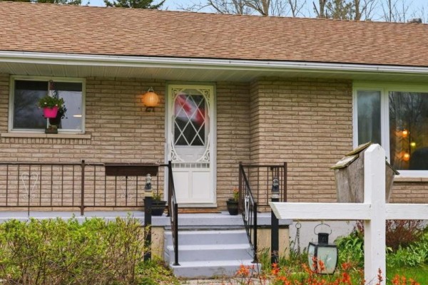 21 Brown Street S, Minto, ON, photo 3